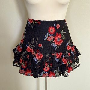 Lovers + Friends Black Floral Mini Skirt (Size XS)
